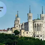 Night Express - Parking Gratuit Lyon Sud Сен-Жени-Лаваль